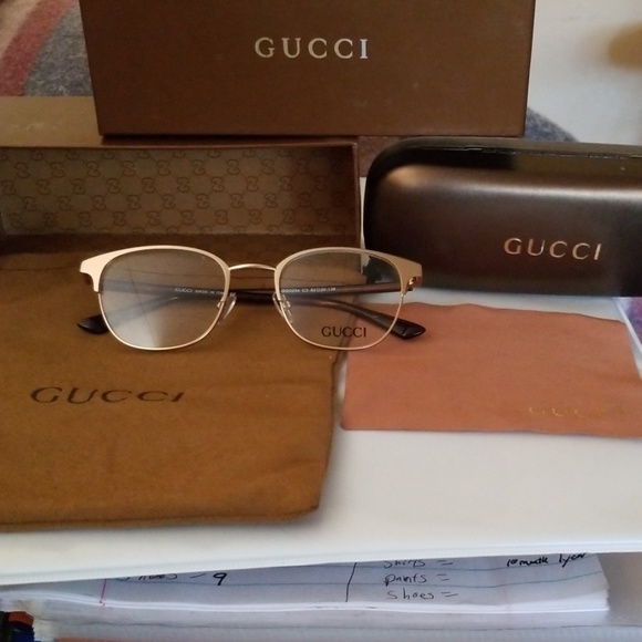 Gucci - Picture 4 of 4